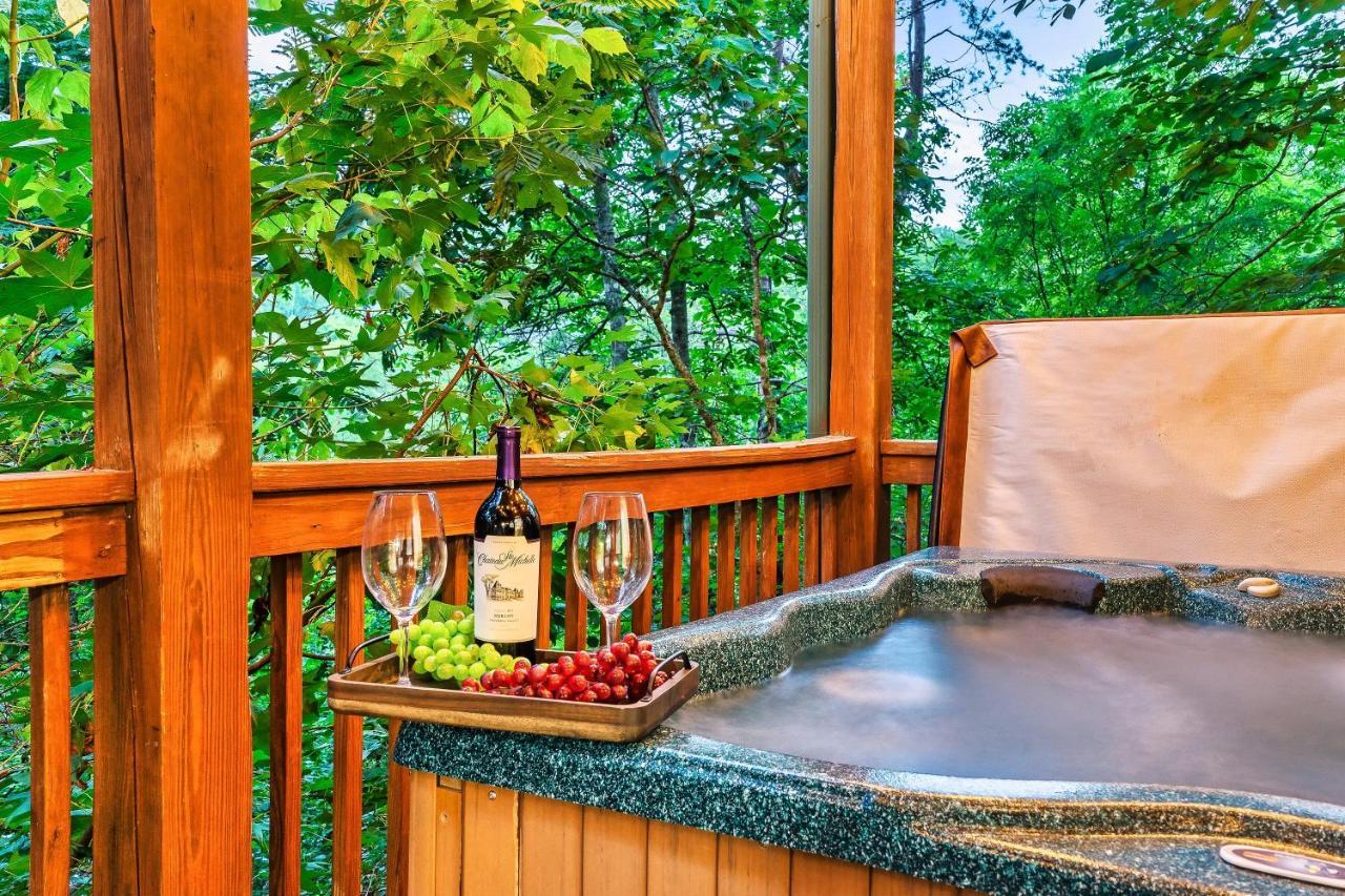 Cozy Log Cabin!! In Heart Of Pf & Close To The Smokies Піджен-Фордж Екстер'єр фото