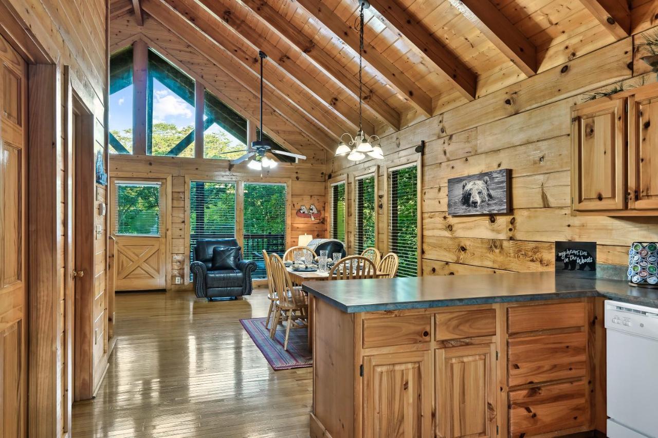 Cozy Log Cabin!! In Heart Of Pf & Close To The Smokies Піджен-Фордж Екстер'єр фото