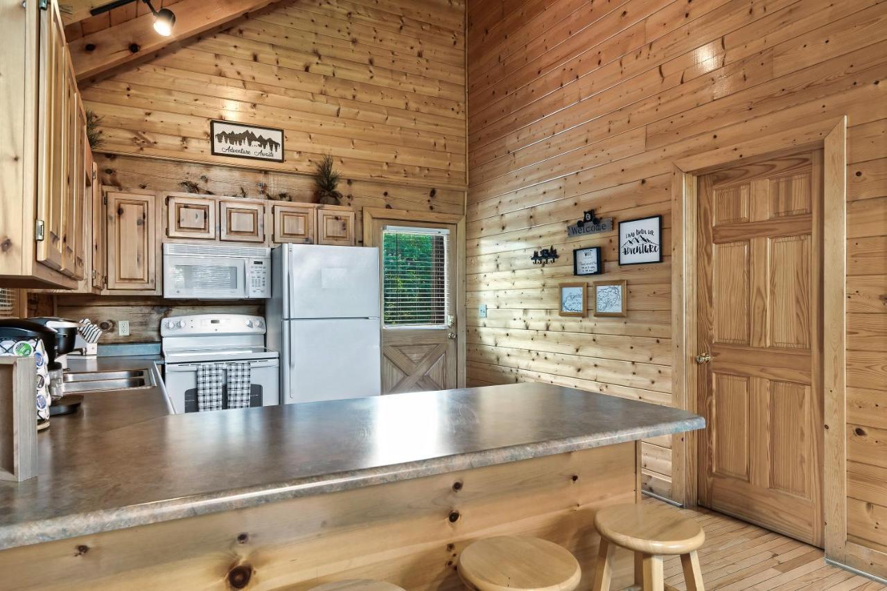 Cozy Log Cabin!! In Heart Of Pf & Close To The Smokies Піджен-Фордж Екстер'єр фото