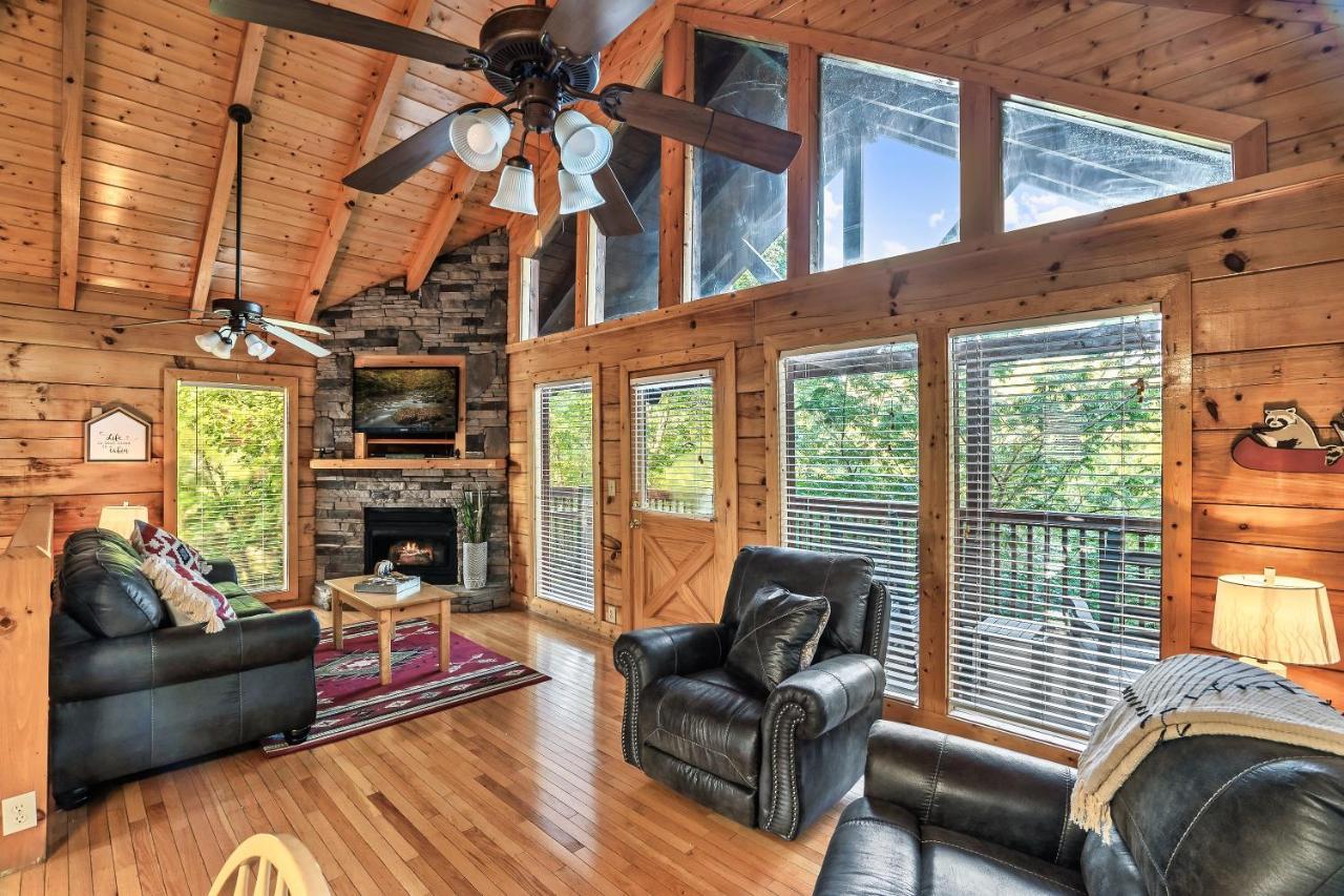 Cozy Log Cabin!! In Heart Of Pf & Close To The Smokies Піджен-Фордж Екстер'єр фото